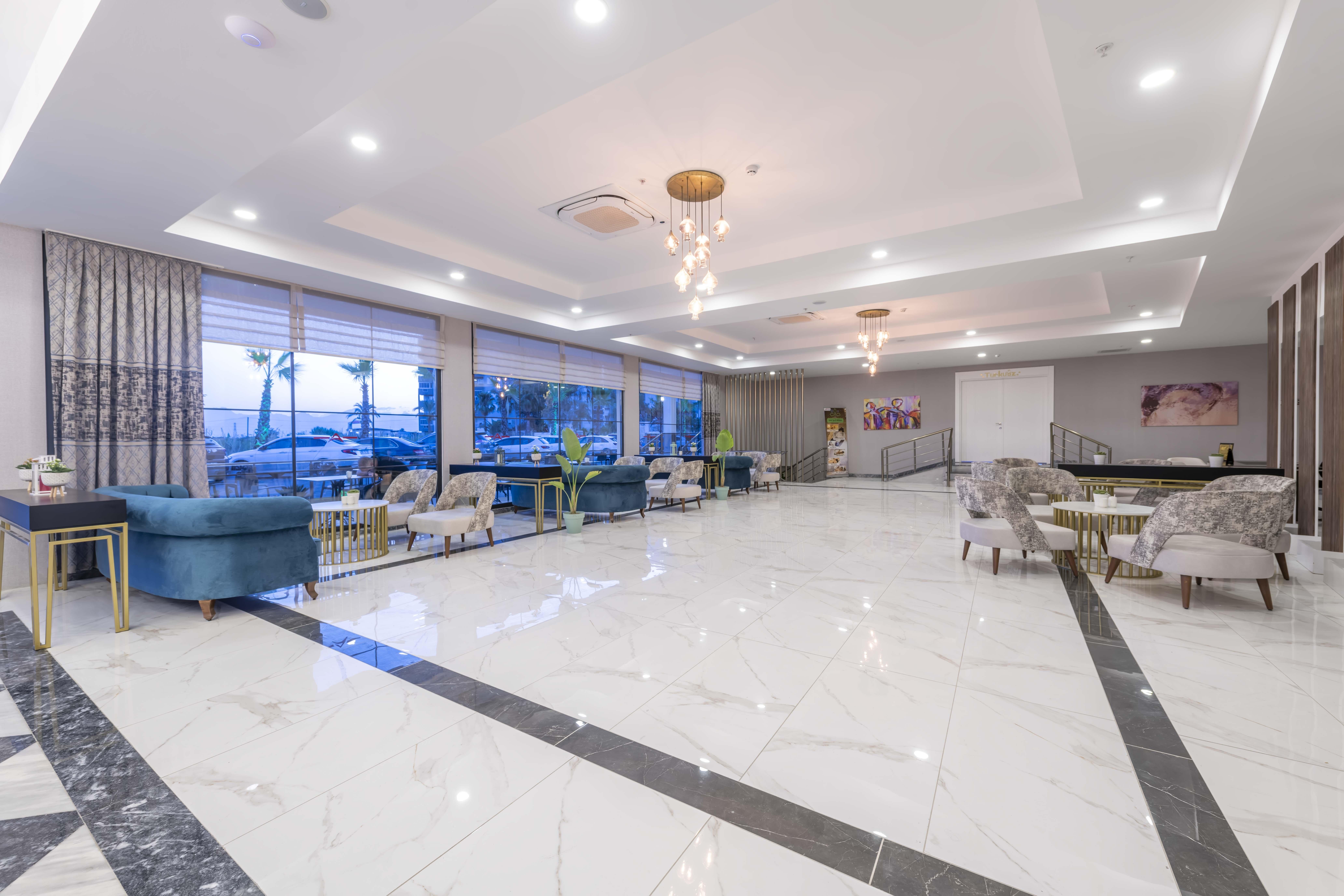 Hotel Royal Towers Lara à Antalya Extérieur photo