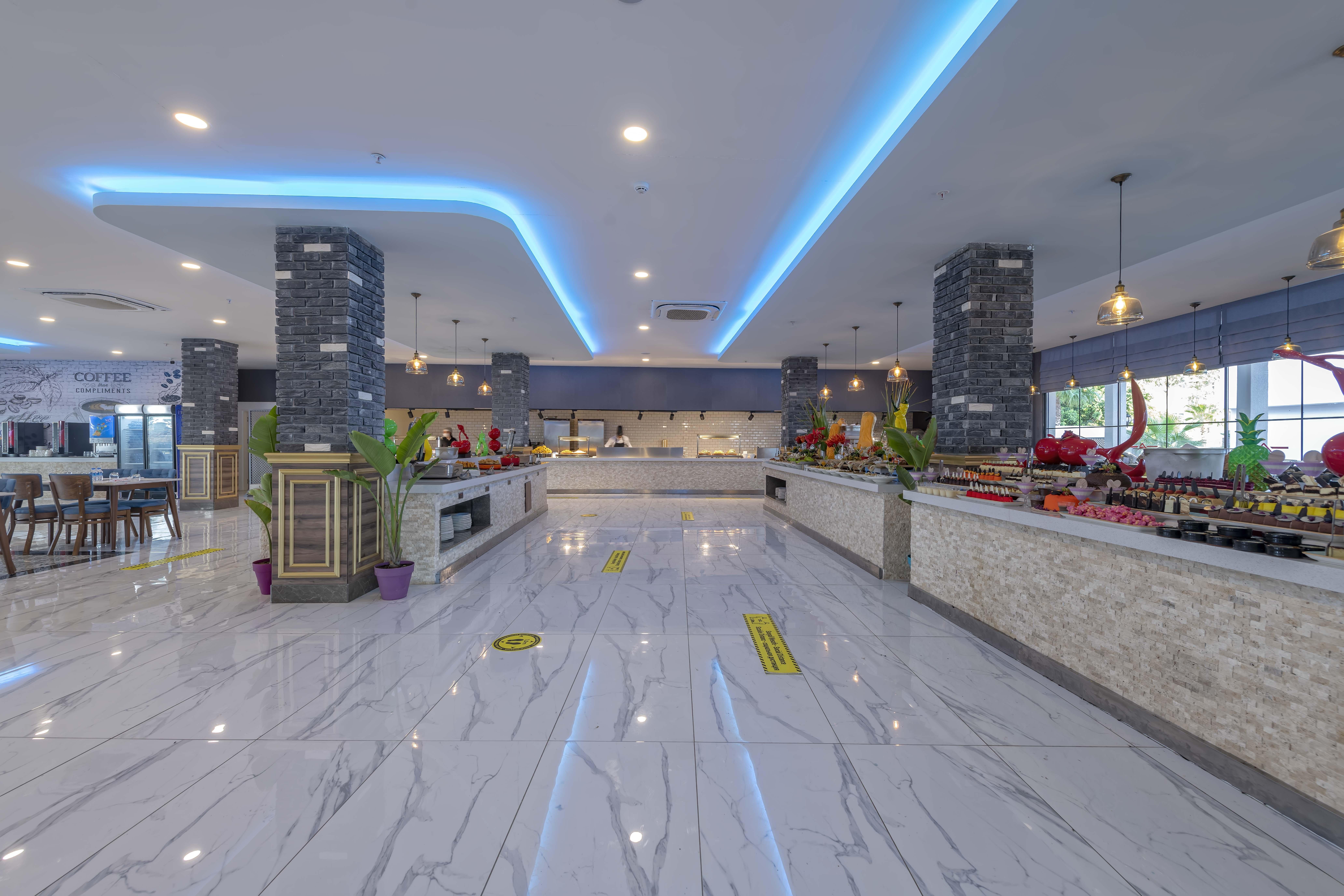 Hotel Royal Towers Lara à Antalya Extérieur photo